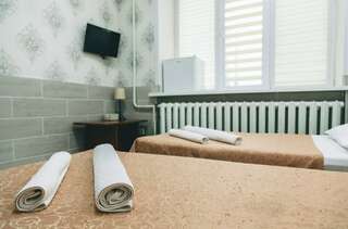 Мини-отель Камин Ижевск Двухместный номер с 2 двуспальными кроватями-2