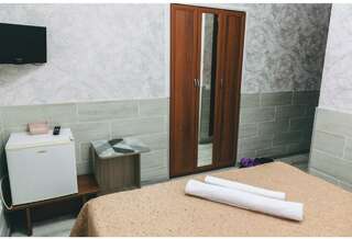 Мини-отель Камин Ижевск Номер стандарт с 1 двуспальной кроватью-6